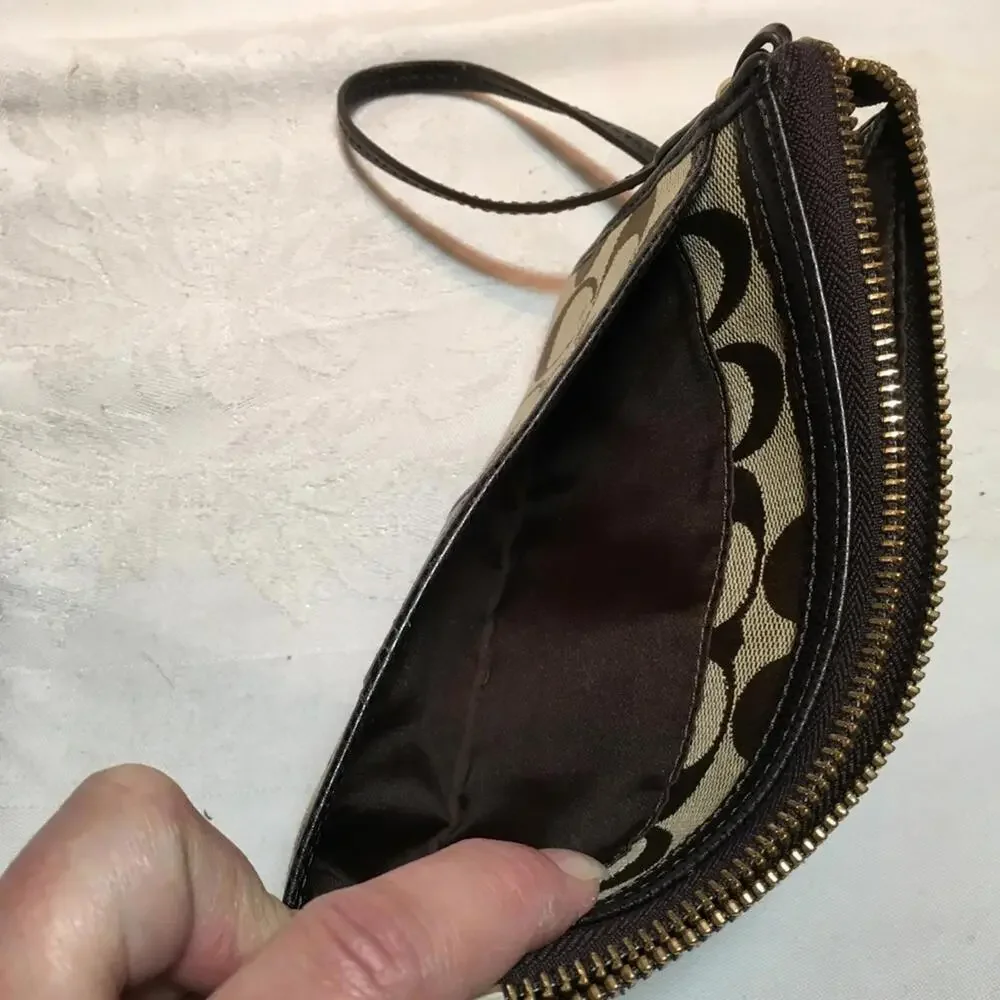 Vintage Coach wristlet wallet tan brown